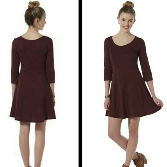 Joe Boxer Burgundy 3/4 Sleeve Skater Dress - Picture 2 of 10